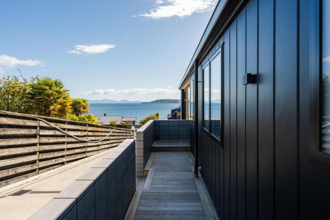 Lakeview Terrace - Taupo Holiday Home Exterior photo